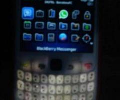 telefono blackberry 8520 con whatsapp
