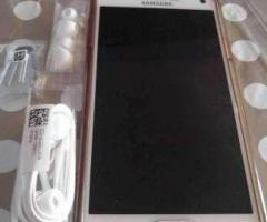 En Venta Samsung NOTE 4 Liberado. COMO NUEVO. Detalle de bateria se descaga un poco rapido.