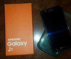 Samsung Galaxy J7 Negociable