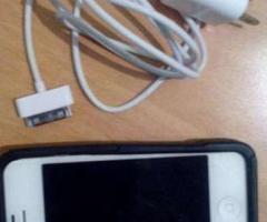 Se vende iphone 4 negociable