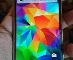 s5 grande dorado mas cargador portatil samsung original