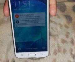 Samsung J5