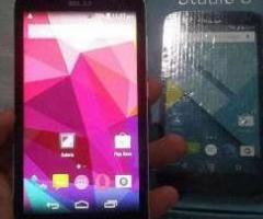 Vendo Blu Estudio G en Exelente Estados