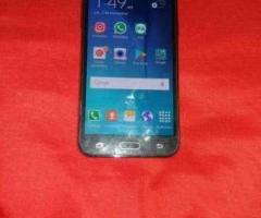 Samsung J5