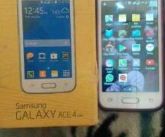 Samsung Galaxy Ace 4 Duos