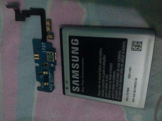 Samsung S2 i727 Bateria y Flex de Carga Samsung S2 i727 Bateria y Flex de Carga