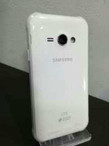 Samsung J1 Ace Como Nuevo Samsung J1 Ace Como Nuevo