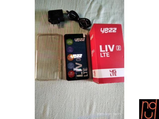se vende yezz liv 2 con caja y todos sus accesorios android 11.00 pie